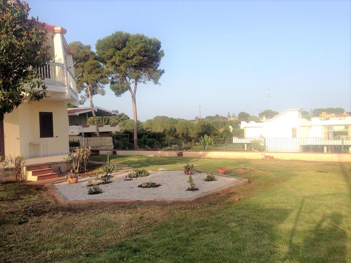 Appartamenti In Villa Polimnia Fontane Bianche Extérieur photo