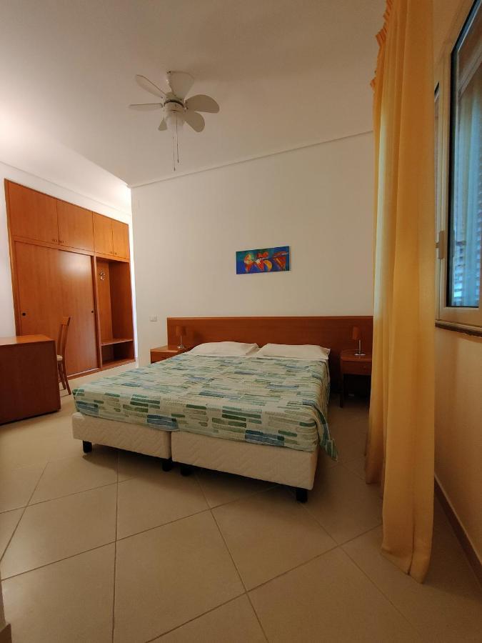 Appartamenti In Villa Polimnia Fontane Bianche Extérieur photo