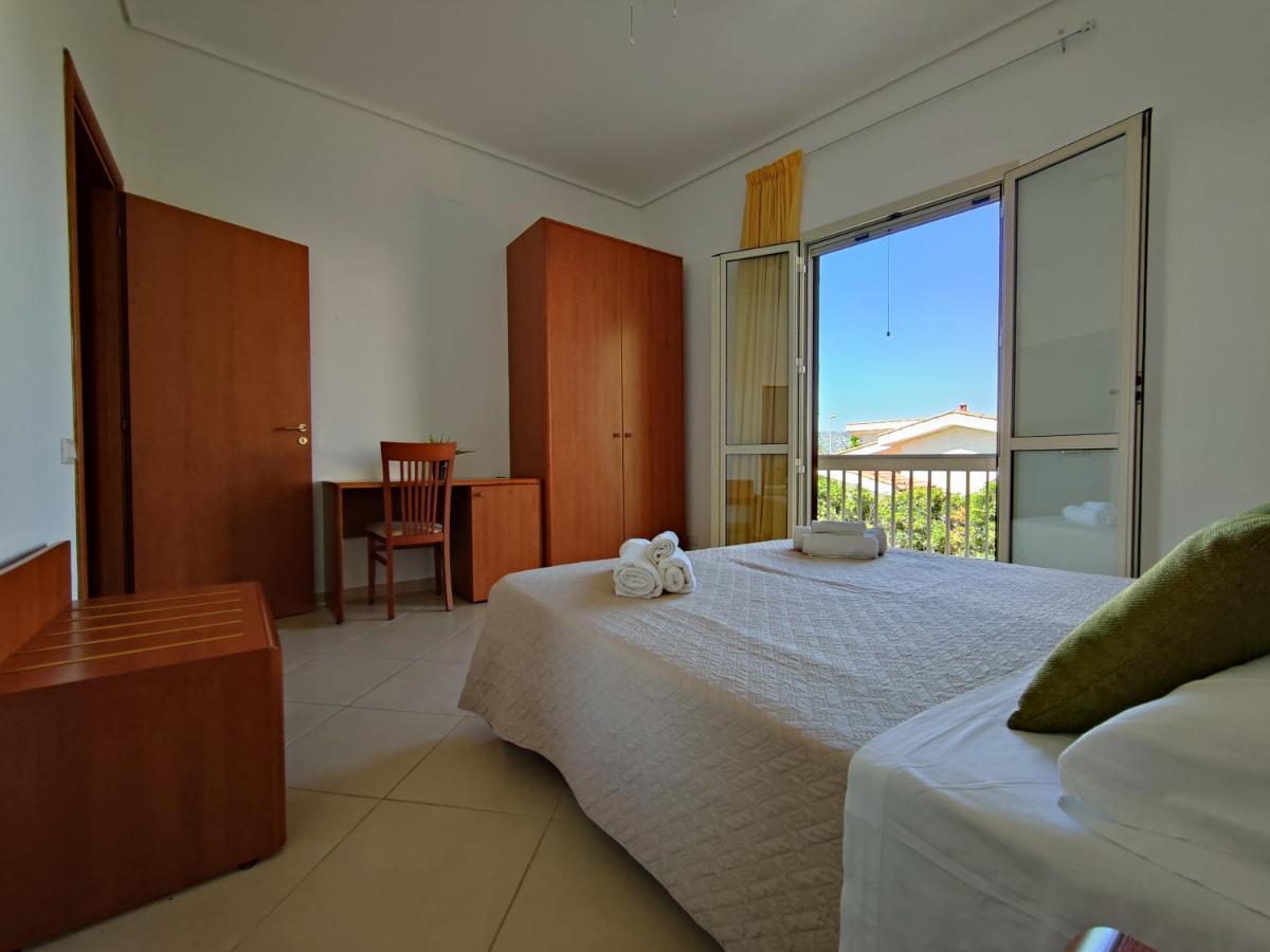 Appartamenti In Villa Polimnia Fontane Bianche Extérieur photo