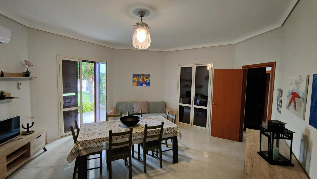 Appartamenti In Villa Polimnia Fontane Bianche Extérieur photo