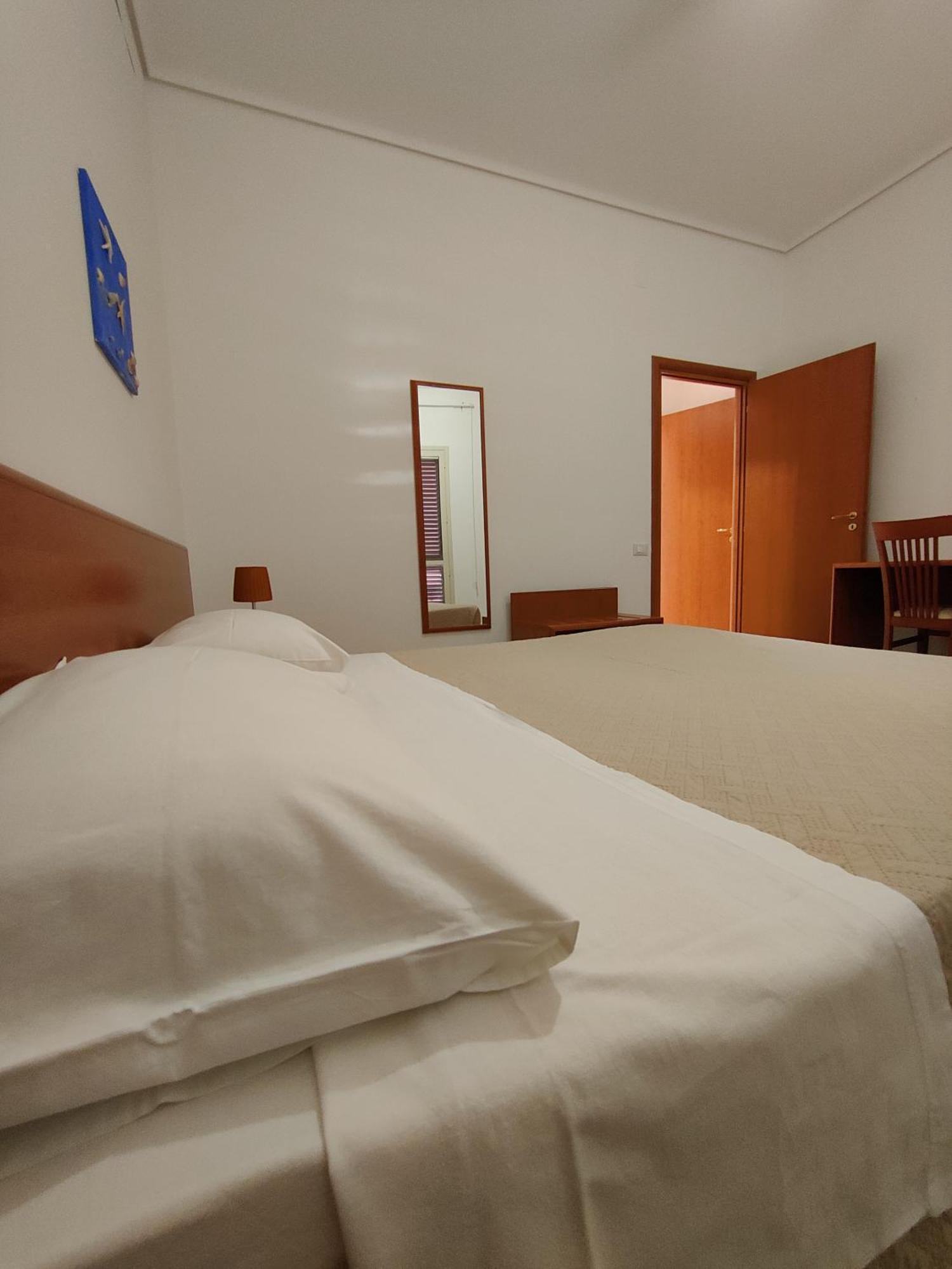 Appartamenti In Villa Polimnia Fontane Bianche Chambre photo